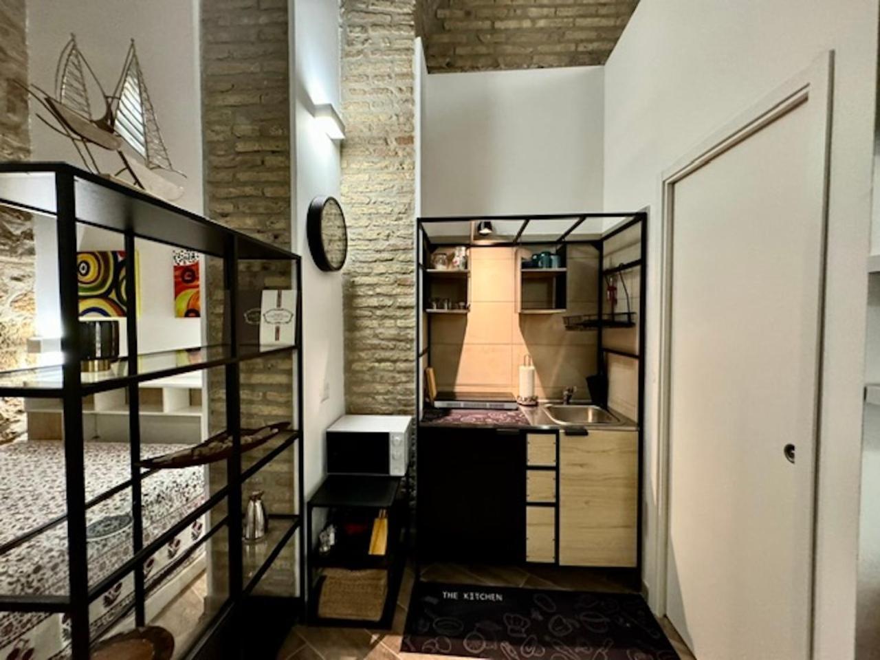 Casa Valenziani Roma